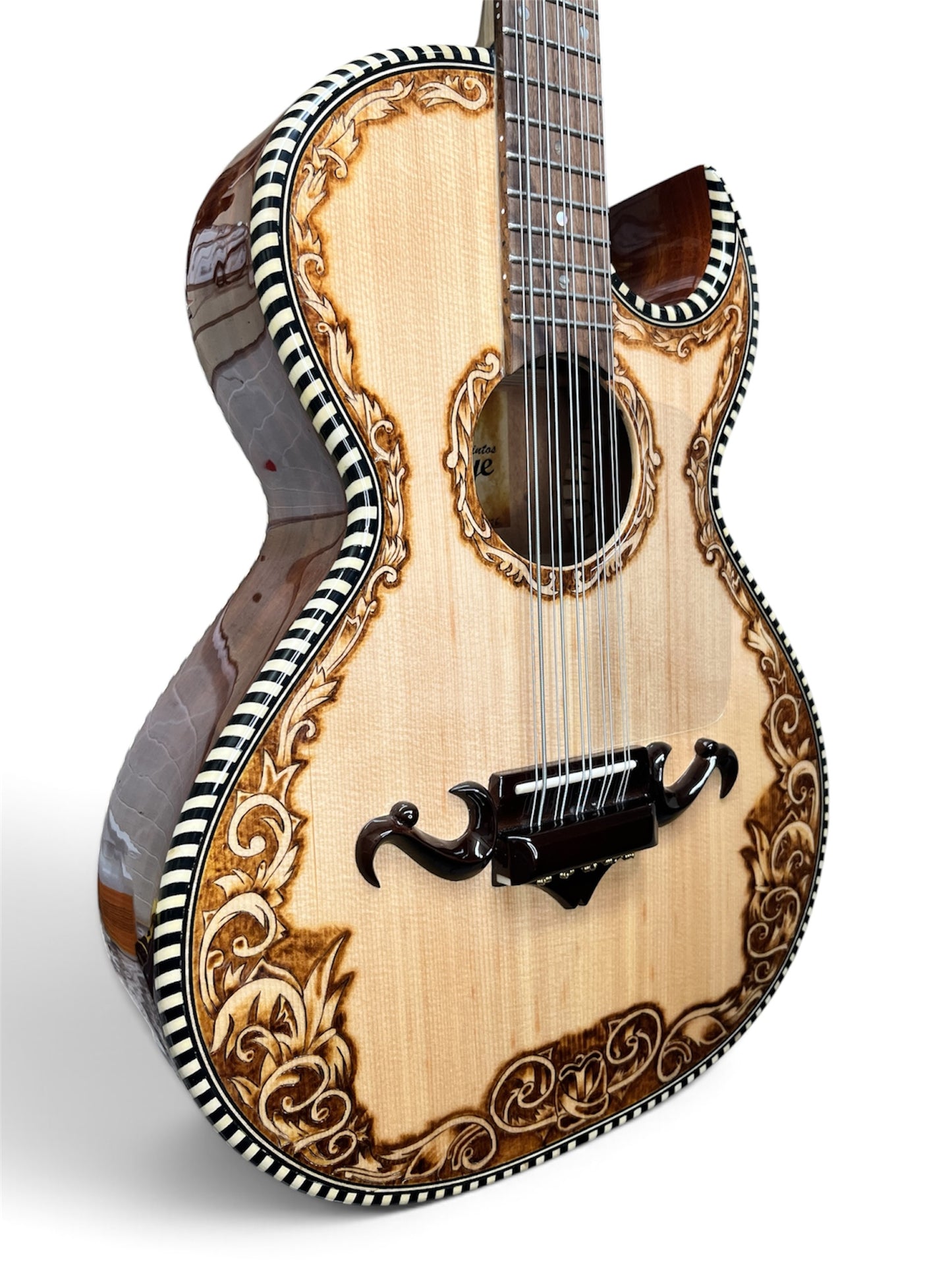 Bajo Quinto Pasaye